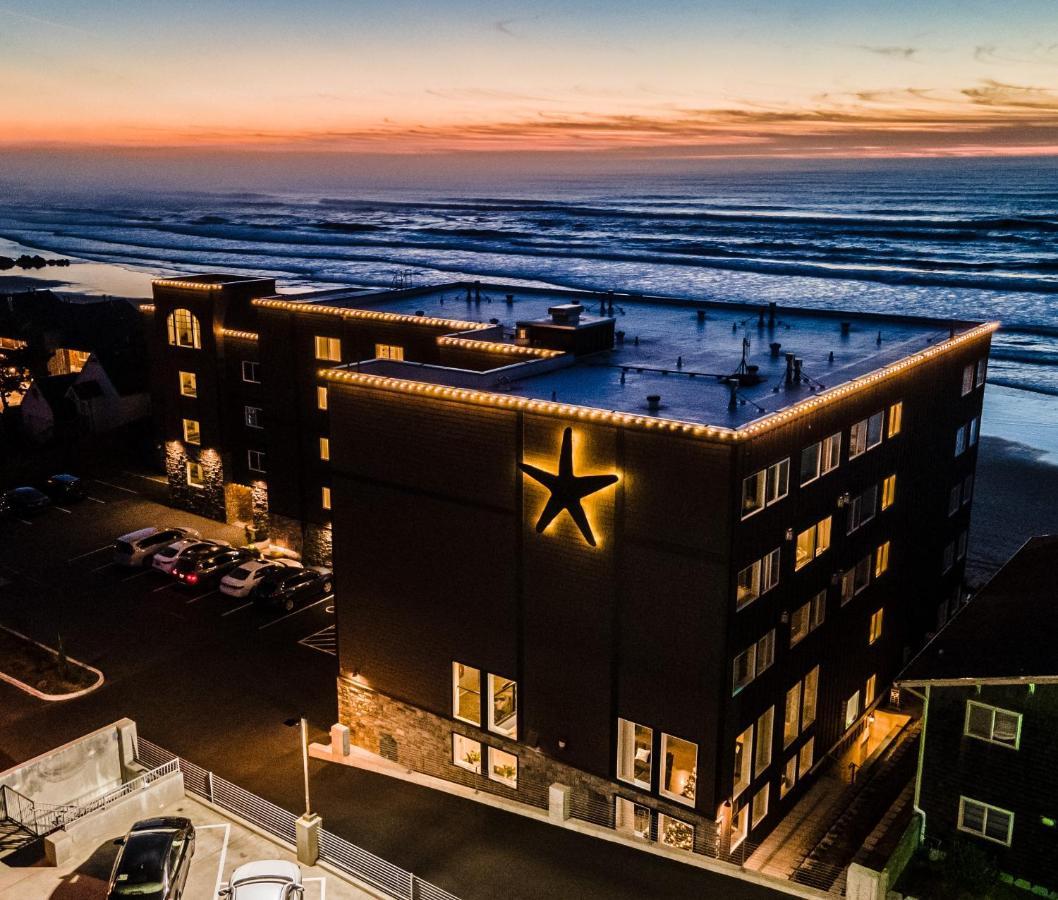 Starfish Manor Oceanfront Hotel Lincoln City Exterior photo