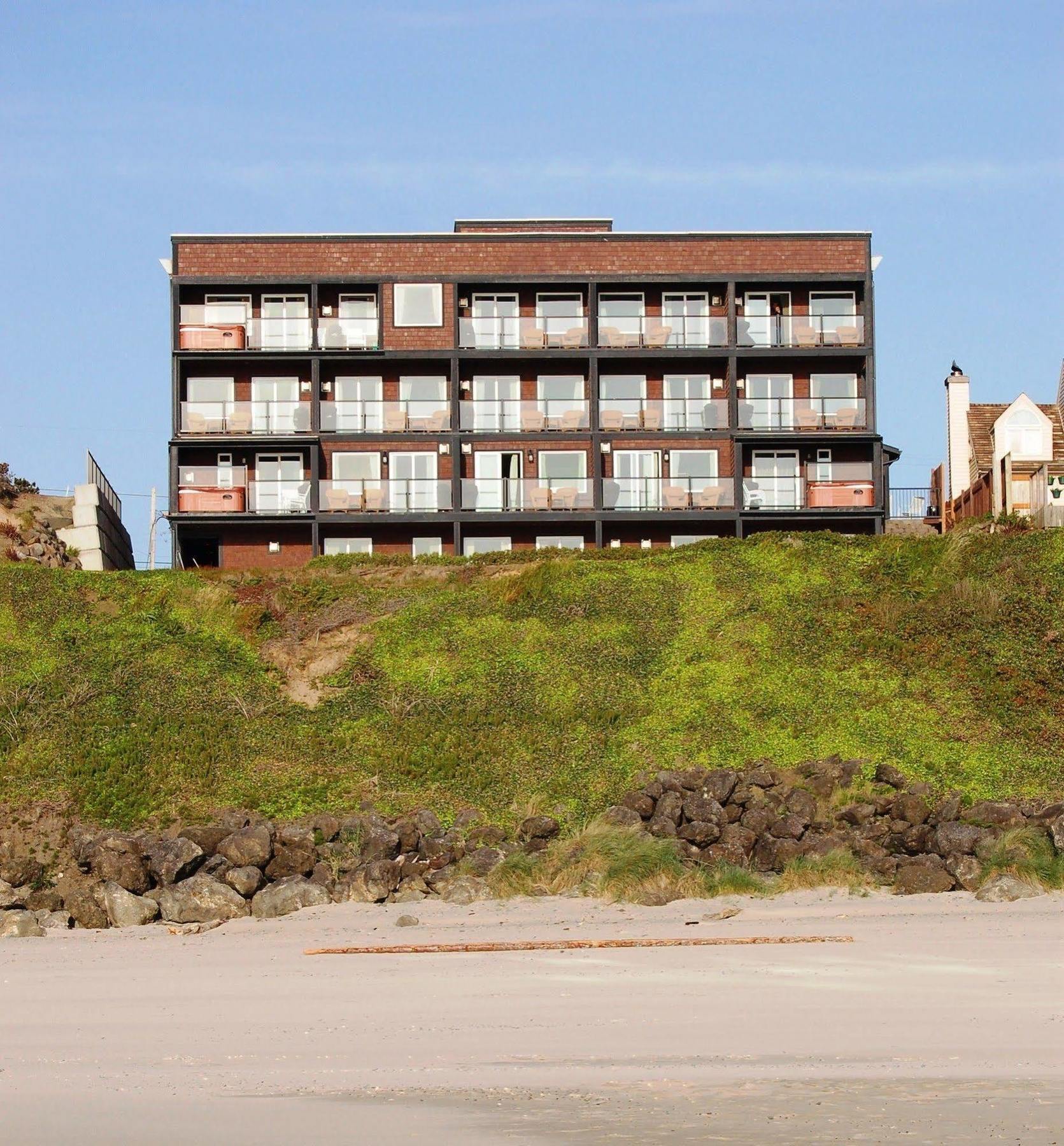 Starfish Manor Oceanfront Hotel Lincoln City Exterior photo